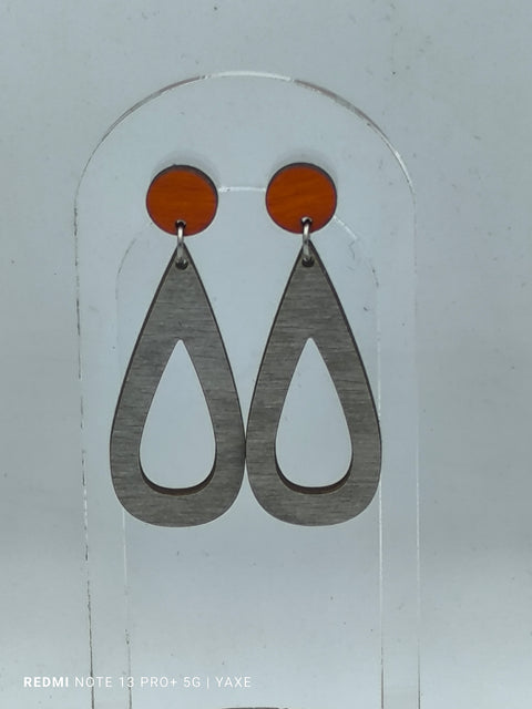 Empty drops earrings of real oak wood